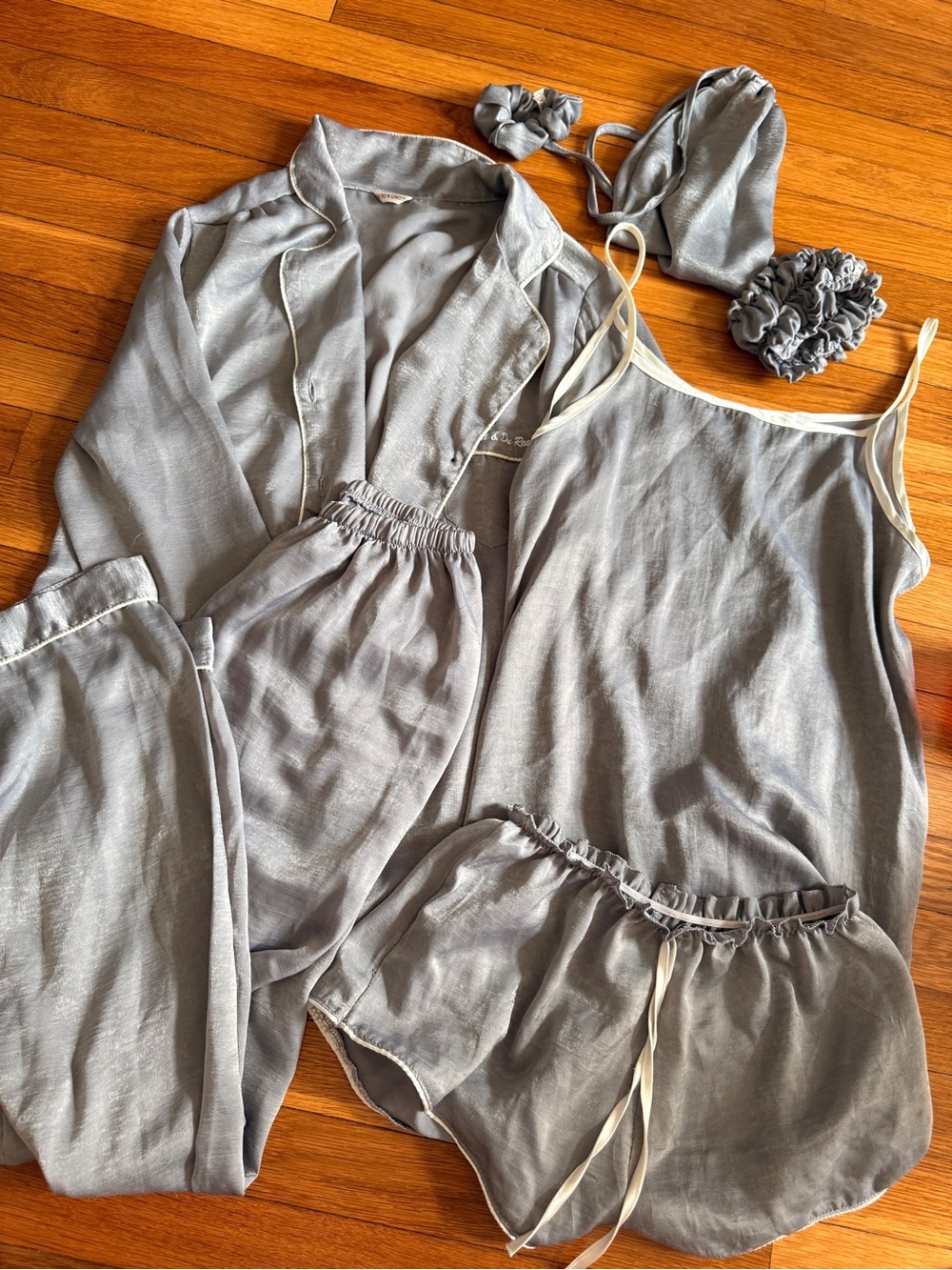 Women's Silver-Gray Satin pajamas Sleep 6 pcs Set with Camisole & Shorts
